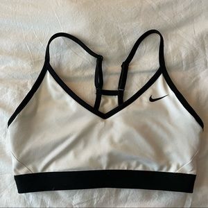 White Nike Sport’s Bra